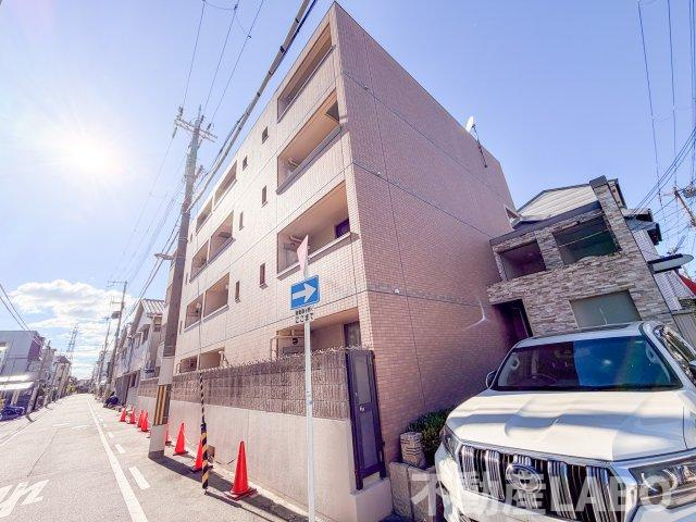 イーリス ウィステリアの外観