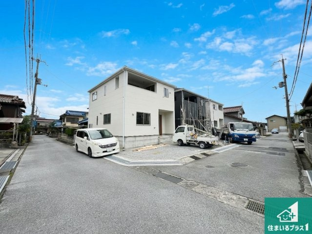 彦根市後三条町　第8期　新築一戸建ての外観|現在建築中！落ち着いた街並みで新生活を始めることが出来そう！周辺の物件も併せてご紹介させて頂きます！