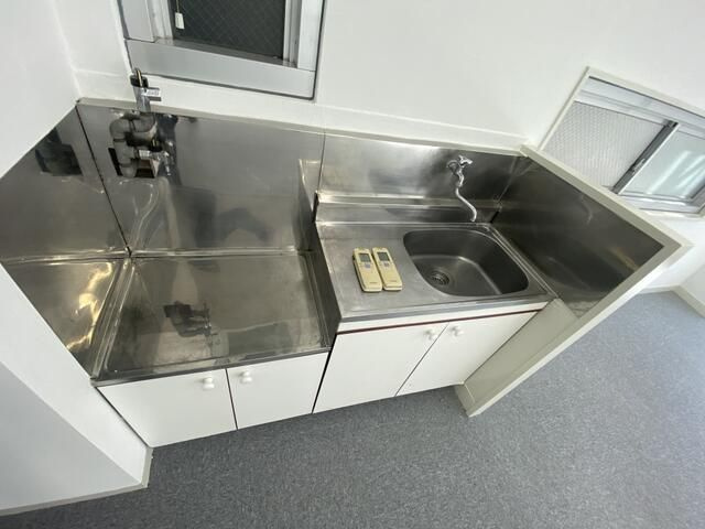 千代田区神田和泉町の事務所のキッチン