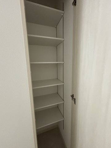 ピレーネ北条Ⅴの収納|たっぷりとした収納スペースです