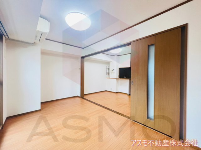 【居間・リビング】 | ノルデンタワー天神橋アネックス | 同マンション別部屋参考写真