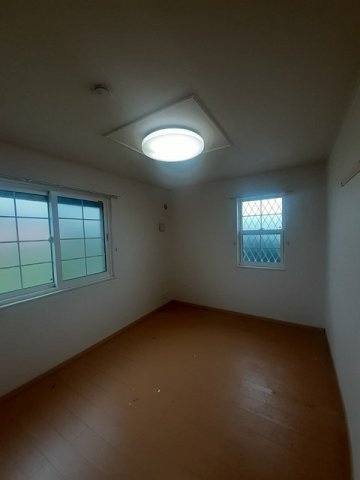 プランドール　１の内装|明るい室内です