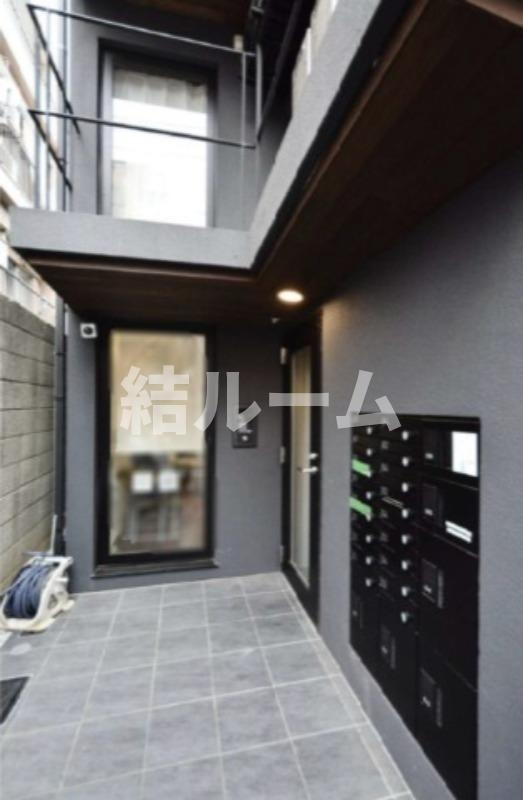 板橋区氷川町の賃貸マンションのエントランス