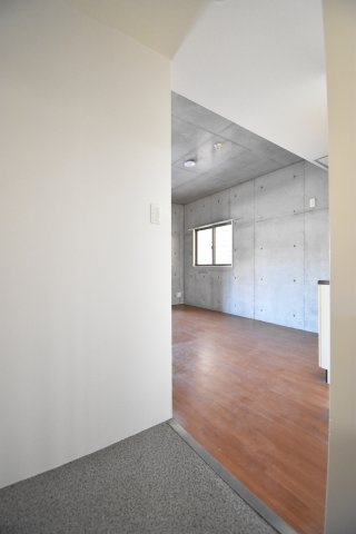 ブランカ住吉の玄関
