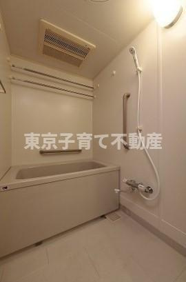 アーバンライフ目白駅前の浴室