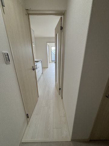 ピレーネ北条Ⅴの玄関