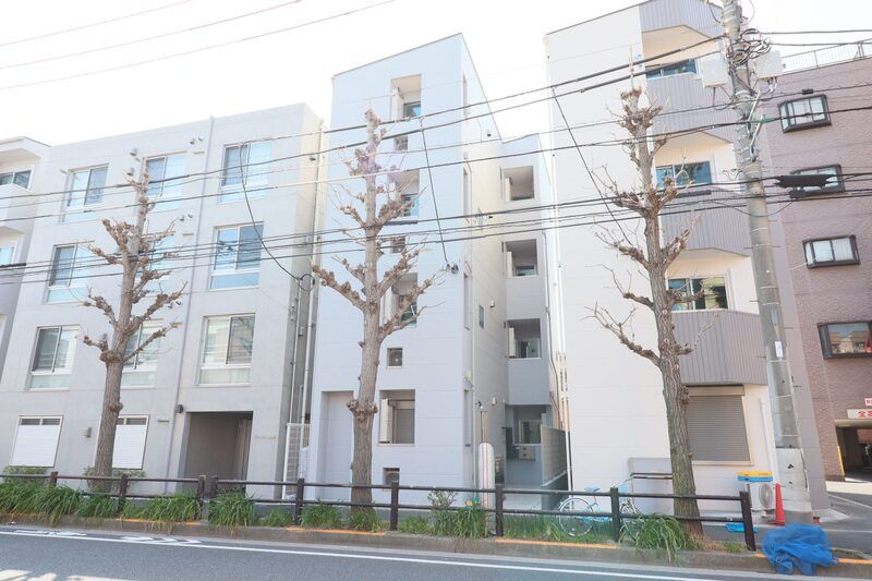 グランクオール西綾瀬2丁目の外観
