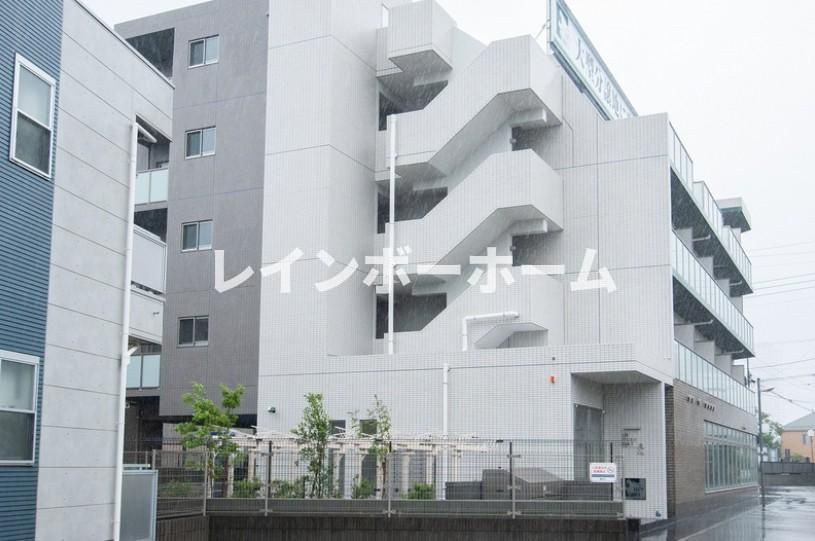 レオステーションフロント鬼越