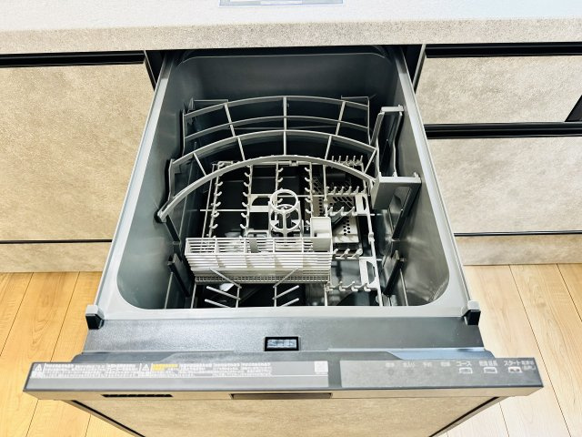 八王子市　本町　新築一戸建て　５期のキッチン|～食洗機付き　食事後の食器洗いはお任せ、家族でゆっくりとくつろげます～