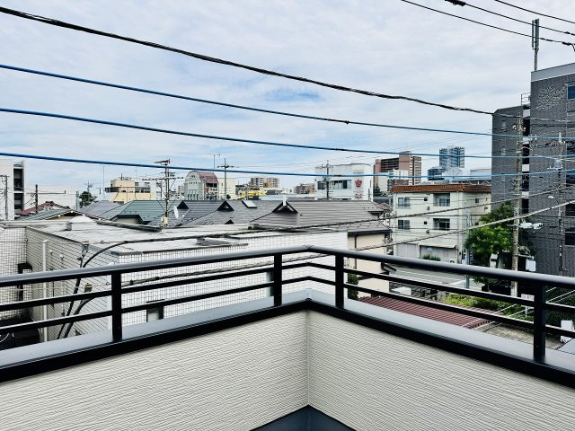 八王子市　本町　新築一戸建て　５期のバルコニー|～陽当たり良く開放的なバルコニー～