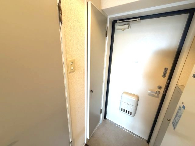 ワコーレ六甲アーベインの玄関