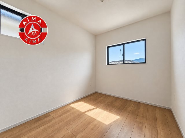 福岡市城南区樋井川7丁目第2-2棟（1号棟）　の内観：施工例|穏やかな光が差し込む室内には、穏やかな時間が流れます。