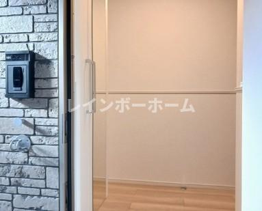 ピアチェーレ光が丘の玄関