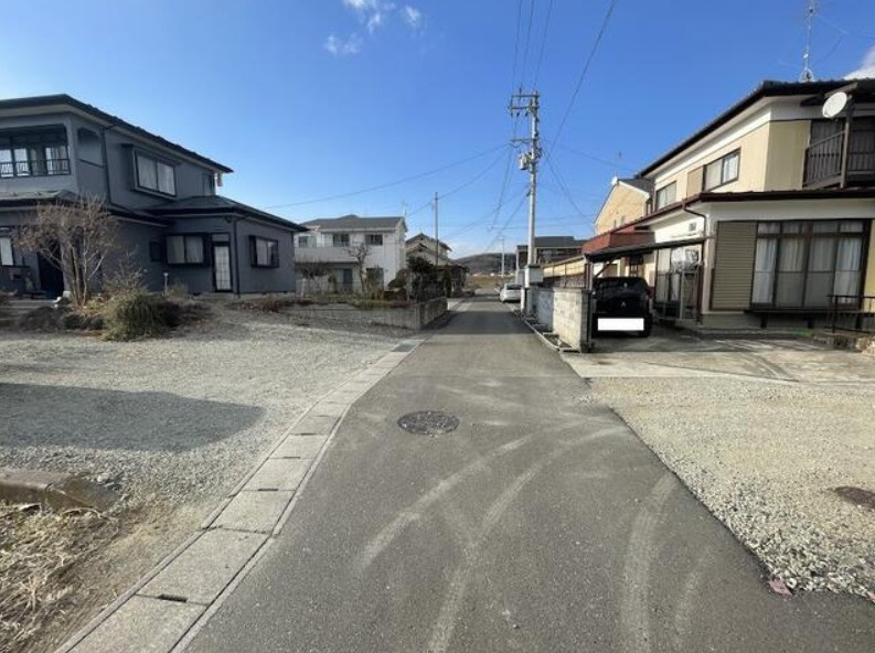 本宮市高木字金瀬（本宮駅）の前面道路含む現地写真