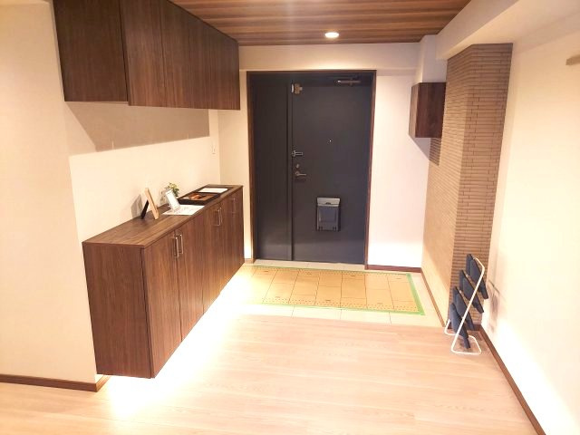 アールグラン宝塚の玄関