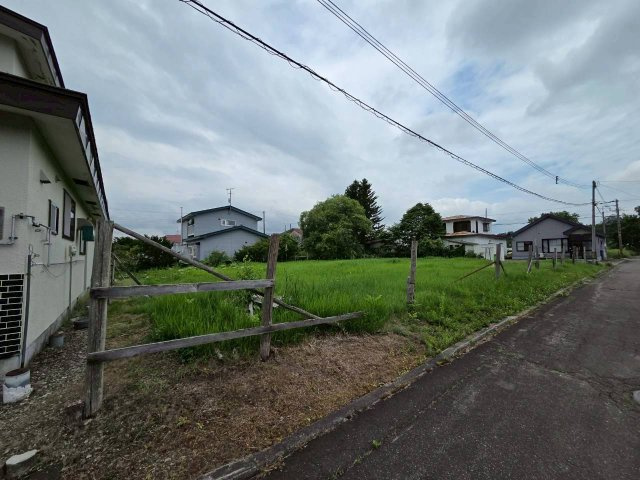 弟子屈町中央3丁目　売地（234坪）の前面道路含む現地写真|前面道路