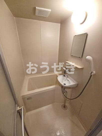 矢澤ビルの洗面所