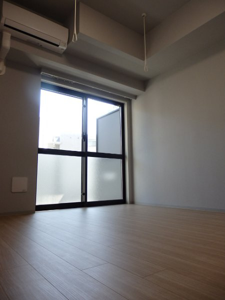 新品家具付きマンション北新宿9(KaGood東京)の洋室