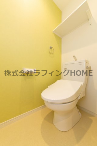 ラルヴェール試験場前Ⅰのトイレ|落ち着いた色調のトイレです