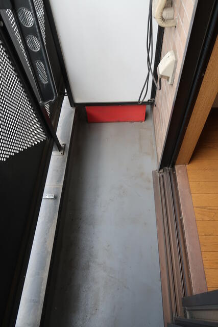 小平市学園西町１丁目の賃貸マンションのバルコニー