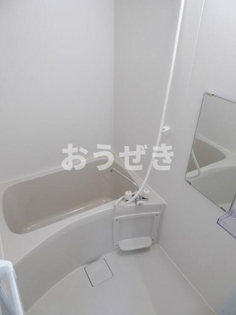 ハーミットクラブハウス白楽Ⅱの浴室|一日の疲れはお風呂へ入ってリ…