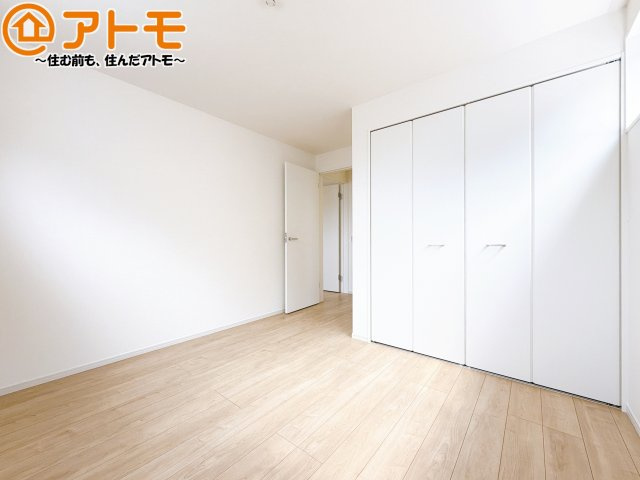 【子供部屋】 | 駿河区小鹿10期　新築戸建　全1棟 | お子様のお友達が遊びに来た時も、子供部屋があると楽しく過ごせますね♪