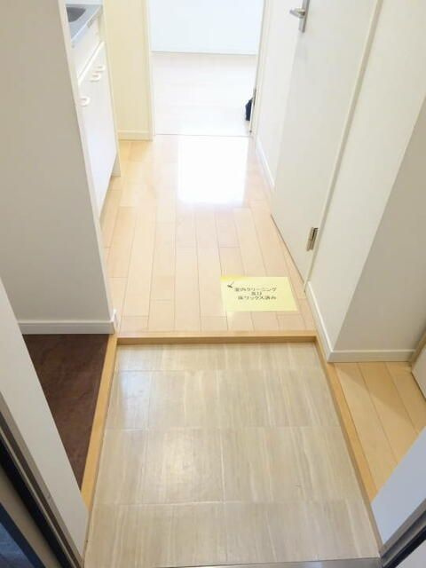 アザーレ百合ヶ丘の玄関
