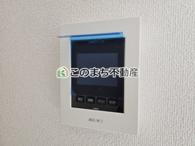 【セキュリティ】 | 野木町友沼6期　2号棟 | 同社施工物件写真。※建具やフローリング、その他仕様が異なる場合がございます。
