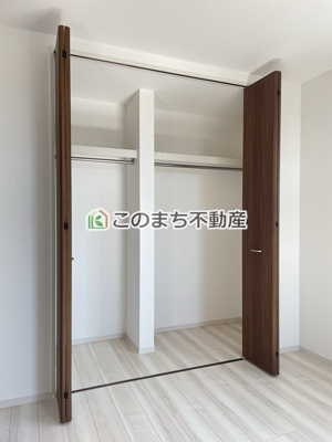 【収納】 | 野木町友沼6期　2号棟 | 同社施工物件写真。※建具やフローリング、その他仕様が異なる場合がございます。