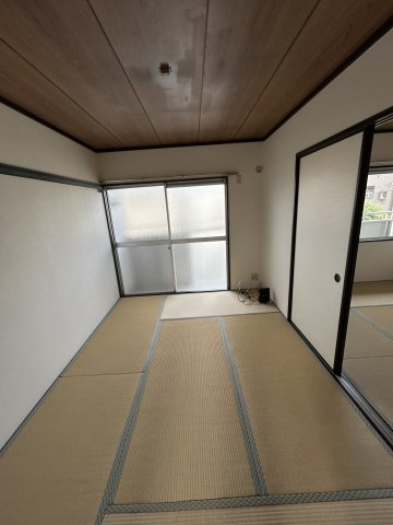 ファミール杉の居間・リビング