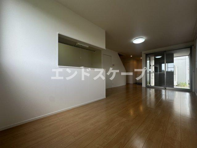 カーサプレリＡの居間・リビング|高崎、前橋のお部屋探しはエンドスケープまで！お客様の理想お聞かせ下さい♪