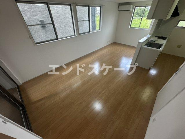 カーサプレリＡの居間・リビング|高崎、前橋のお部屋探しはエンドスケープまで！お客様の理想お聞かせ下さい♪