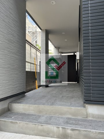 メルディア西所沢2のエントランス
