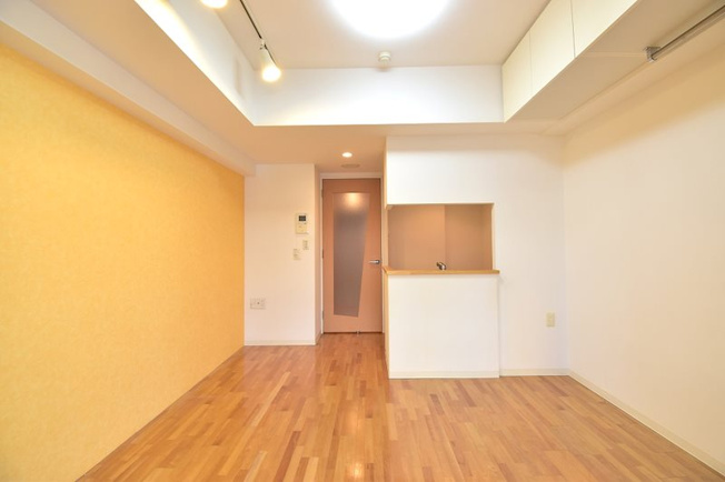 【居間・リビング】セレニテ江坂四番館