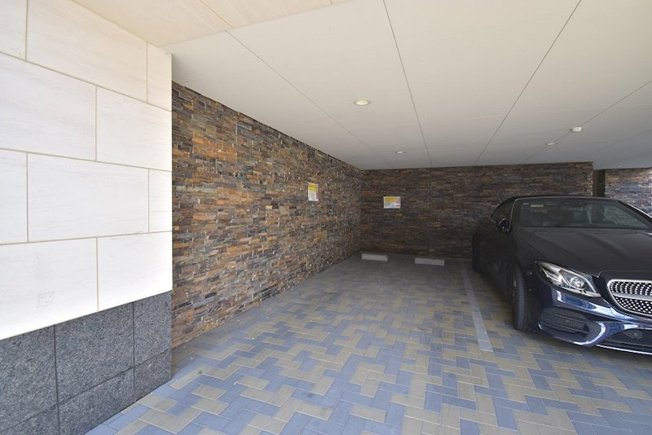 【駐車場】アスリート江坂Ⅱ番館