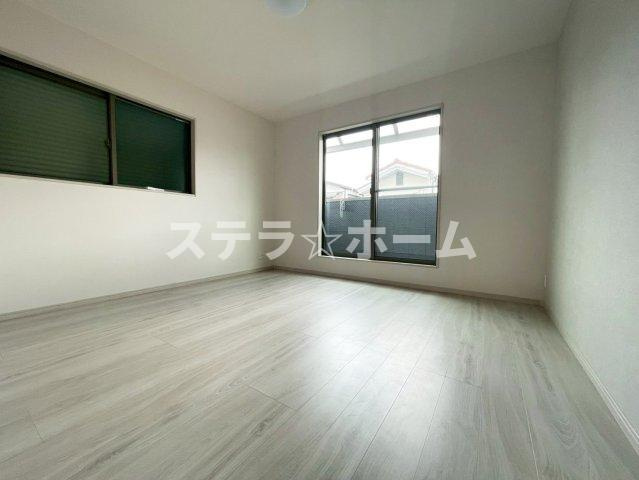 新在家1 中古戸建の洋室|スタンダードな洋室です