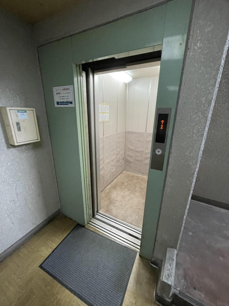 マンション長利のその他|エレベーター