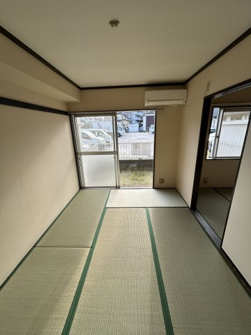 エステート尾久の和室