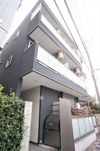 アイリスの外観|お洒落な外観はいいですね