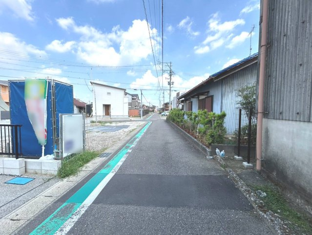 ハートフルタウン　江南市勝佐町西町　全1区画分譲の前面道路含む現地写真|「現地（2026年8月31日）撮影」　
■前面道路　
■ヤマダ不動産　株式会社リライフ