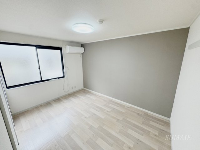 カーサカルムの寝室|エアコン完備のお部屋です！