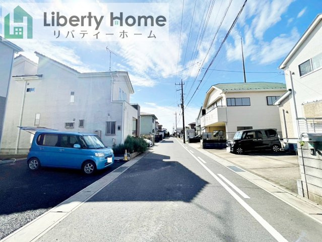 牛久市上柏田第9　新築戸建の前面道路含む現地写真