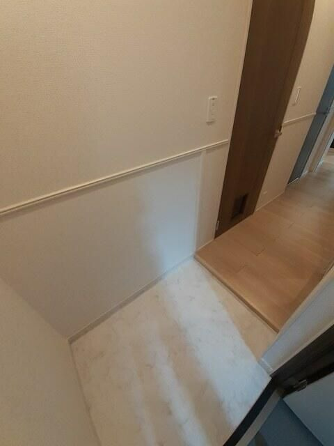 ファーストスプリングの玄関