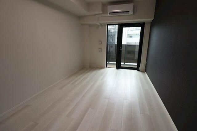 ＧＥＮＯＶＩＡ横浜石川町の居間・リビング
