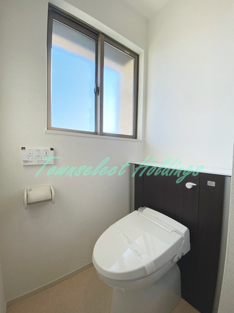 茅ヶ崎市小和田３丁目のアパートのトイレ|シンプルで使いやすいトイレです