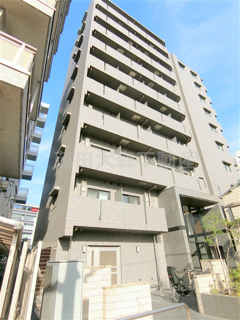 ルーブル羽田西の外観