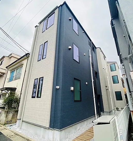 アクシス西新井の外観