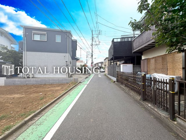 【前面道路含む現地写真】 | ―弊社限定取扱―世田谷区喜多見3丁目　新築戸建　全2棟