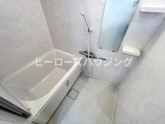 【浴室】 | ファミーユ | ※同タイプの写真となり、実際のお部屋とは異なる場合があります