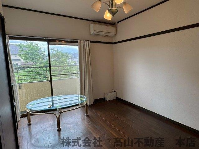 自由ヶ丘5丁目・M邸の洋室|※家具・小物は付属しません